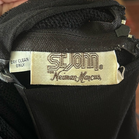 1980s ST JOHN for Neiman Marcus knit - Picture 6 of 9